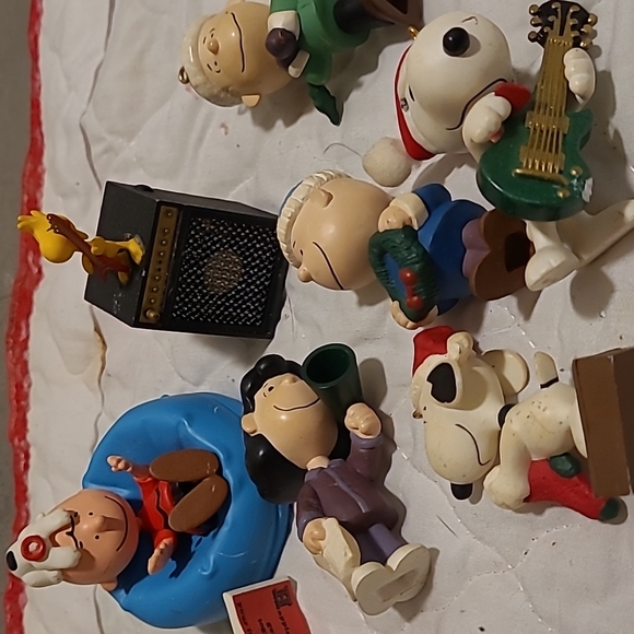 Charlie Brown - Picture 2 of 2